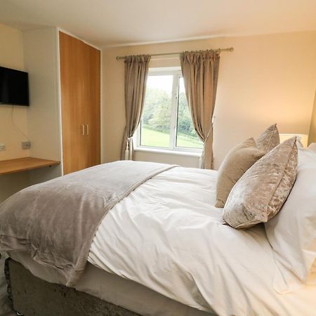 Myddelton Grange Villa อิลคลีย์ ภายนอก รูปภาพ