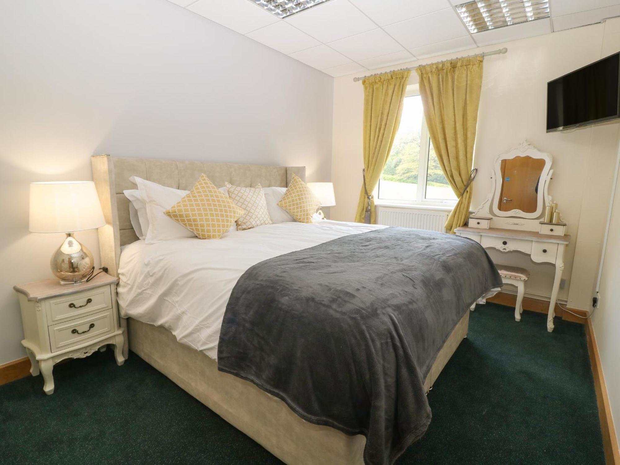 Myddelton Grange Villa อิลคลีย์ ภายนอก รูปภาพ
