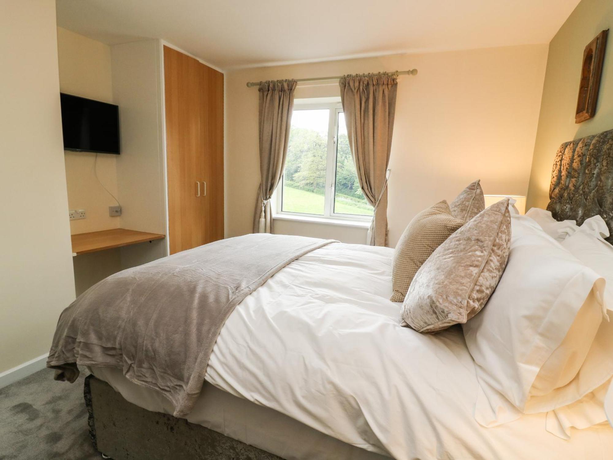 Myddelton Grange Villa อิลคลีย์ ภายนอก รูปภาพ